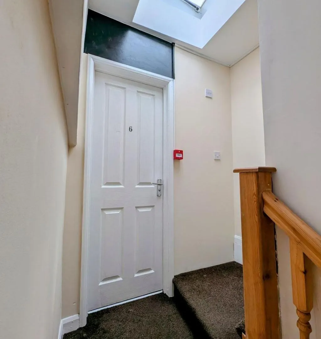 Cosy Loft Studio In Town Centre Hounslow